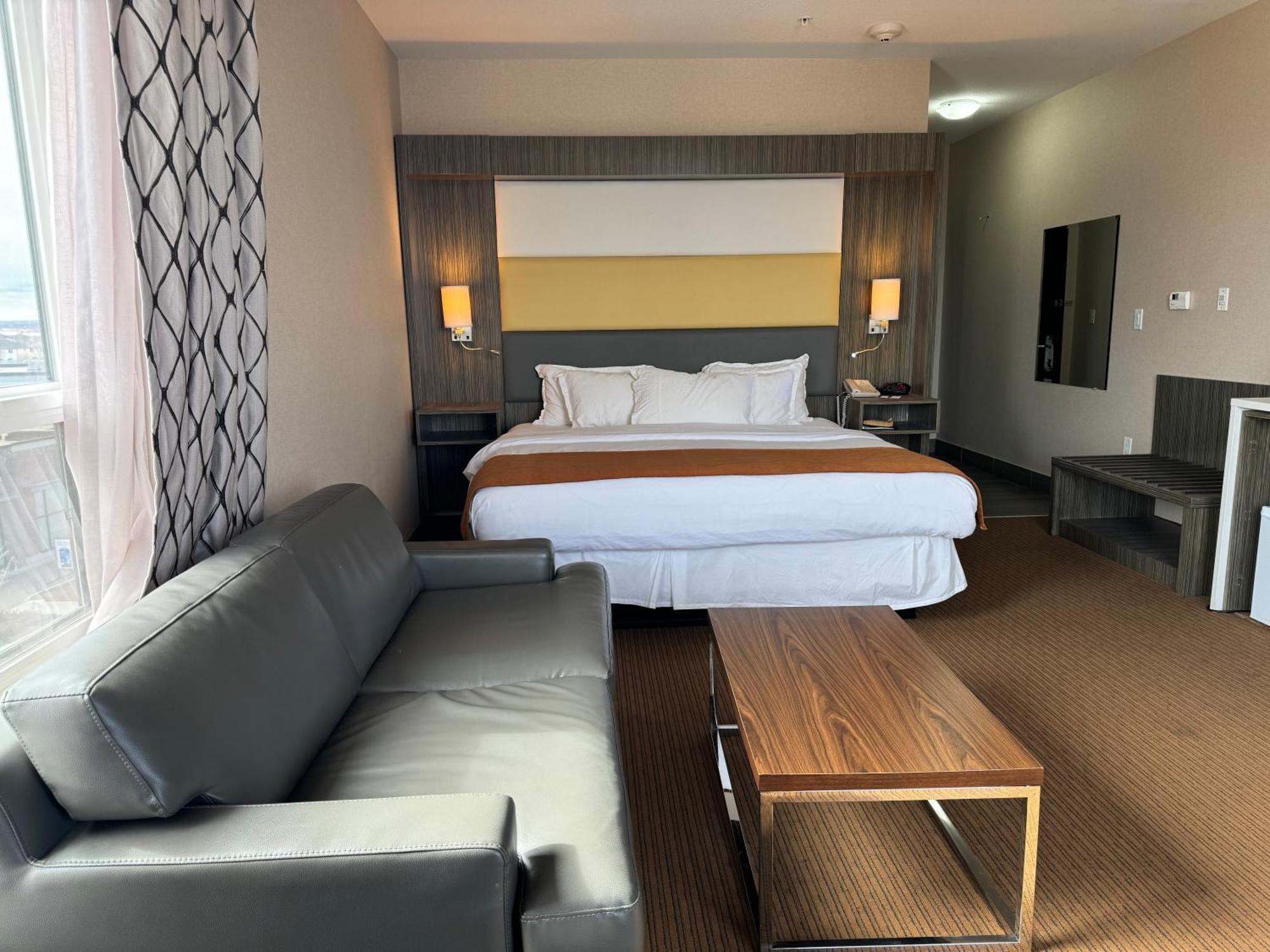 Southfort Inn Fort Saskatchewan Стая снимка