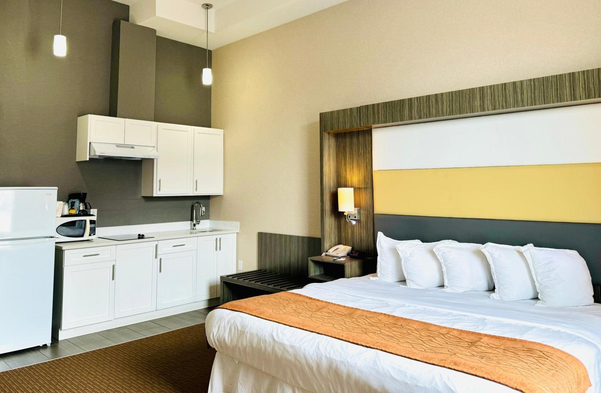 Southfort Inn Fort Saskatchewan Стая снимка