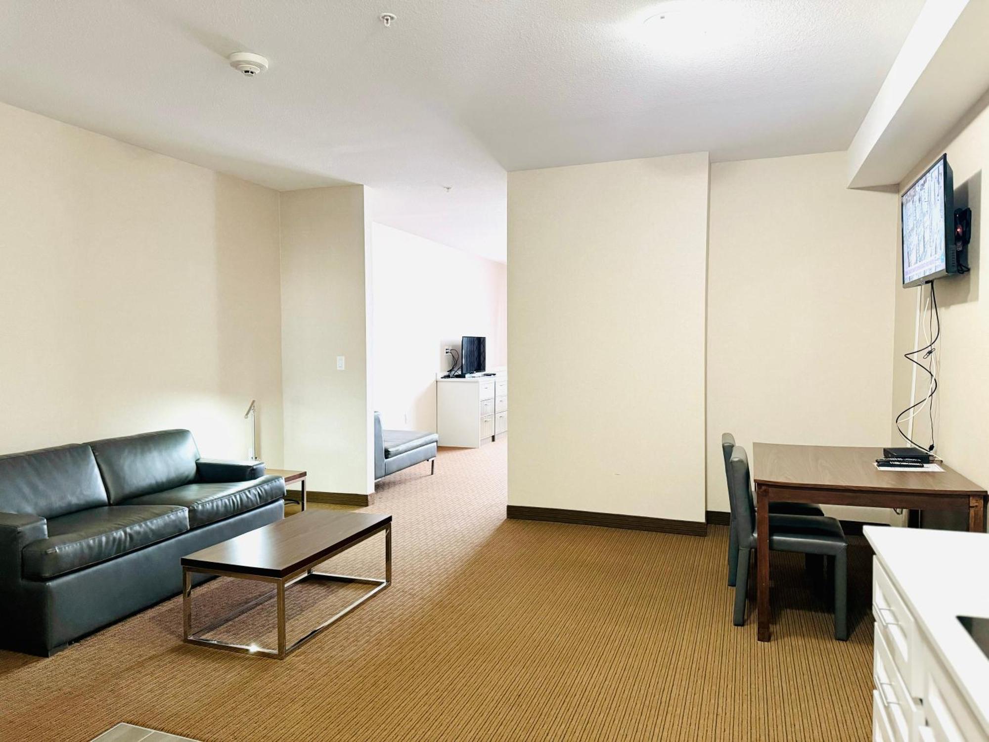 Southfort Inn Fort Saskatchewan Стая снимка
