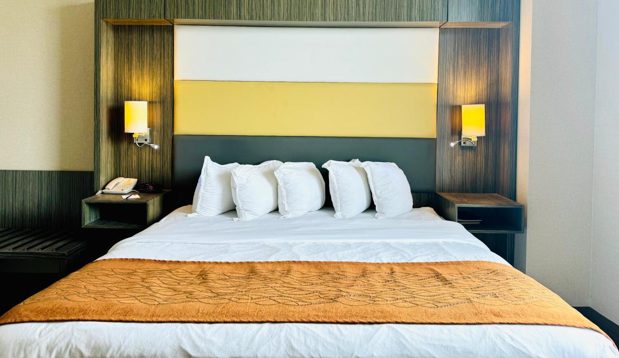 Southfort Inn Fort Saskatchewan Стая снимка