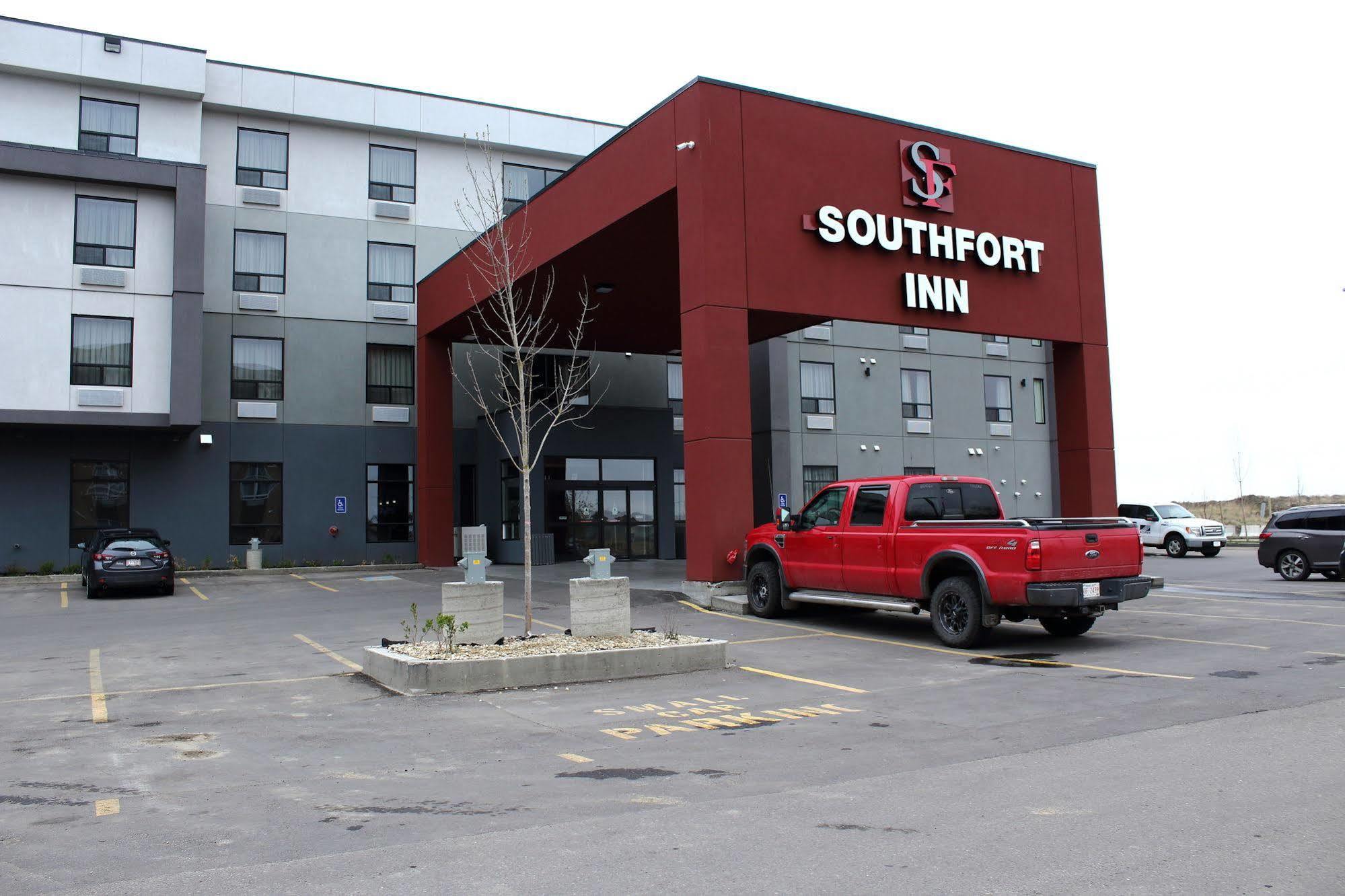Southfort Inn Fort Saskatchewan Екстериор снимка